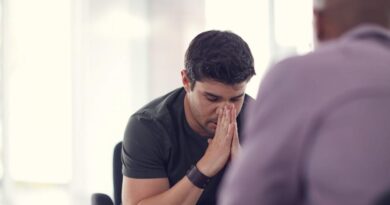Prayer during a life crisis - जीवन संकट के दौरान प्रार्थना