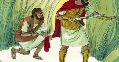 The story of david sparing saul's life - डेविड द्वारा शाऊल की जान बख्शने की कहानी