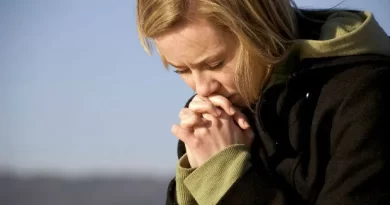 Prayer for deliverance from negative confessions - नकारात्मक स्वीकारोक्तियों से मुक्ति के लिए प्रार्थना