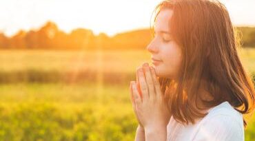 Prayer for strength and peace in times of stress - तनाव के समय में शक्ति और शांति के लिए प्रार्थना