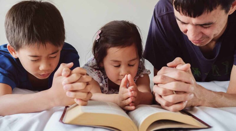 Prayer for a baby and his family - एक बच्चे और उसके परिवार के लिए प्रार्थना