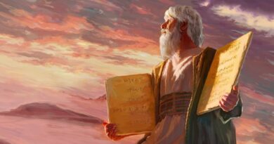 The story of god asking moses to help him - परमेश्वर द्वारा मूसा से उसकी सहायता करने के लिए कहने की कहानी