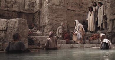 The story of jesus healing a lame man - यीशु द्वारा एक लंगड़े आदमी को ठीक करने की कहानी