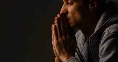 Prayer for calmness and trust in god's presence - ईश्वर की उपस्थिति में शांति और विश्वास के लिए प्रार्थना