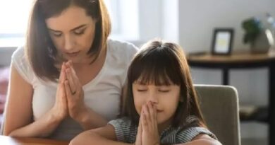 Prayer for a child peace and confidence in school - स्कूल में बच्चे की शांति और आत्मविश्वास के लिए प्रार्थना